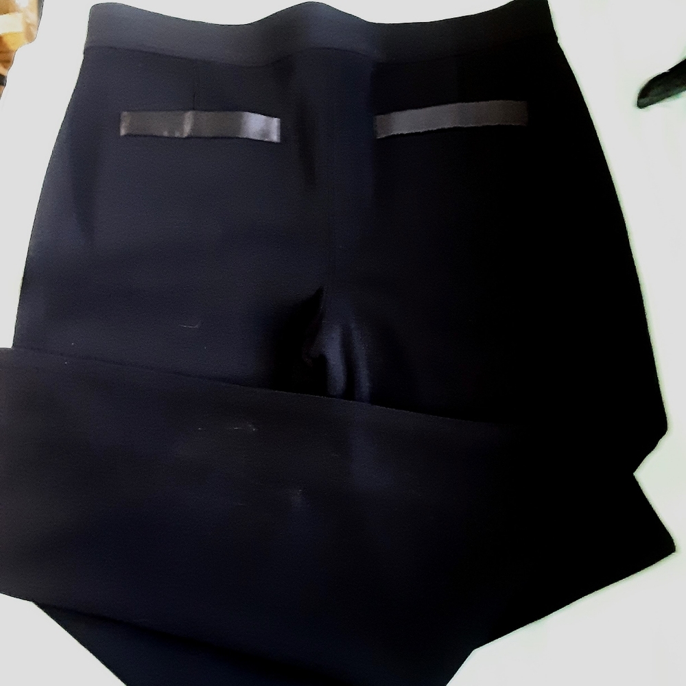 Misook cigarette style pants w/satin trim
